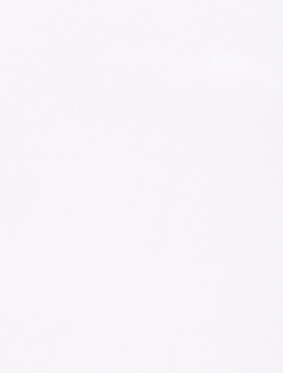 TWOLIPS_BKG_WHT